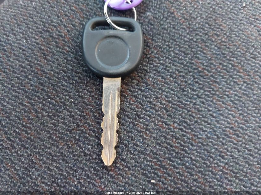 2002 GMC Sierra 1500 Standard VIN: 1GTEC14W82Z329142 Lot: 43961306