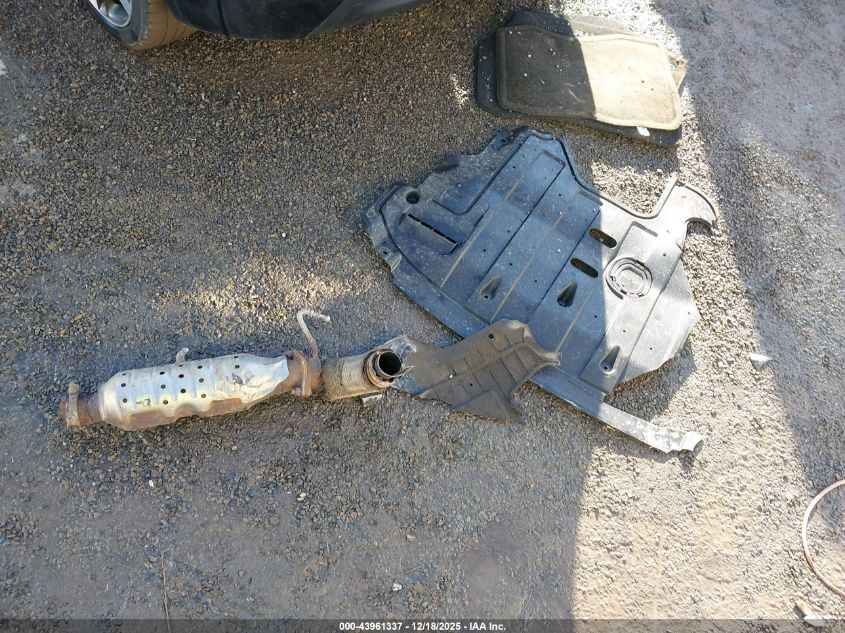 2017 Kia Forte Ex VIN: KNAFX5A80H5668190 Lot: 43961337