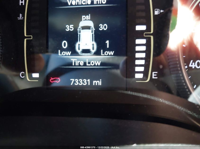 2019 Jeep Cherokee Latitude 4X4 VIN: 1C4PJMCB4KD484220 Lot: 43961370