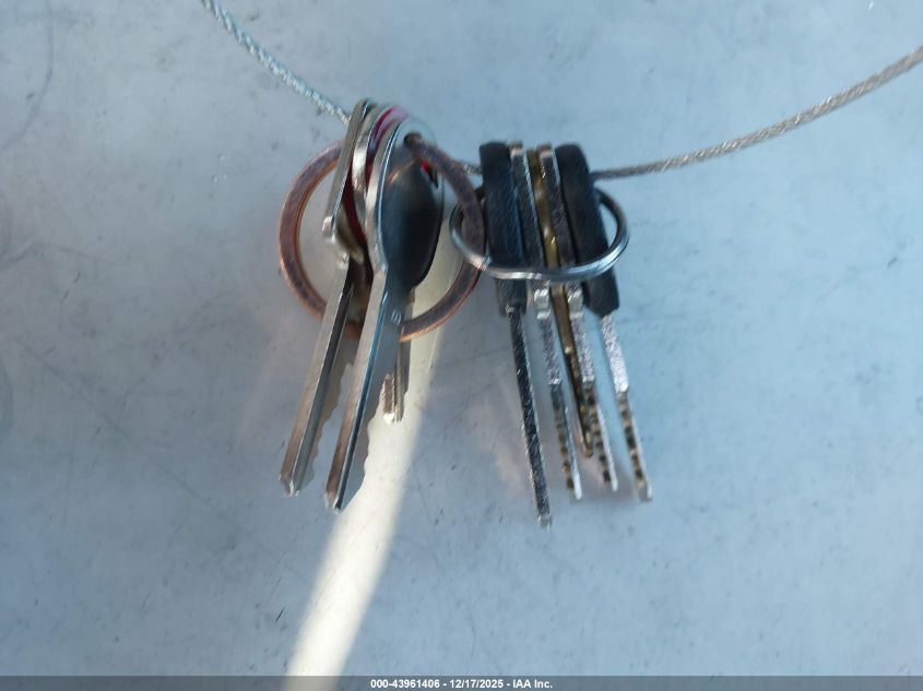 1994 GMC Sierra C1500 VIN: 2GTEC19K9R1574797 Lot: 43961406