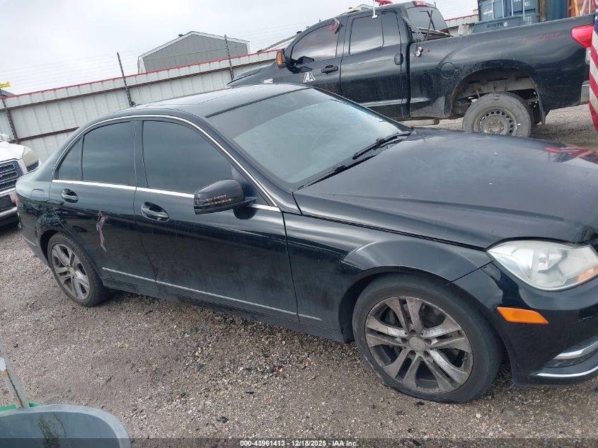 2013 Mercedes-Benz C 300 Luxury 4Matic VIN: WDDGF8AB0DA859106 Lot: 43961413