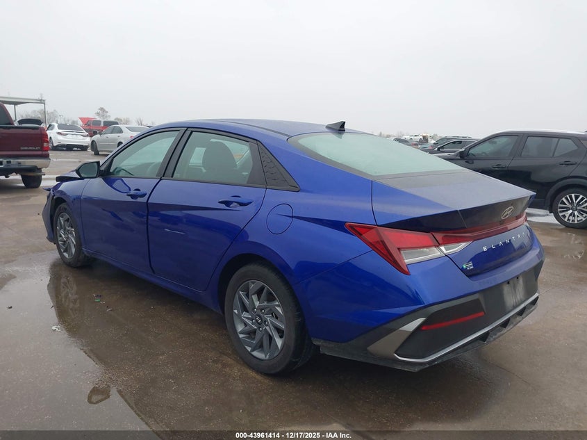 2024 Hyundai Elantra Sel