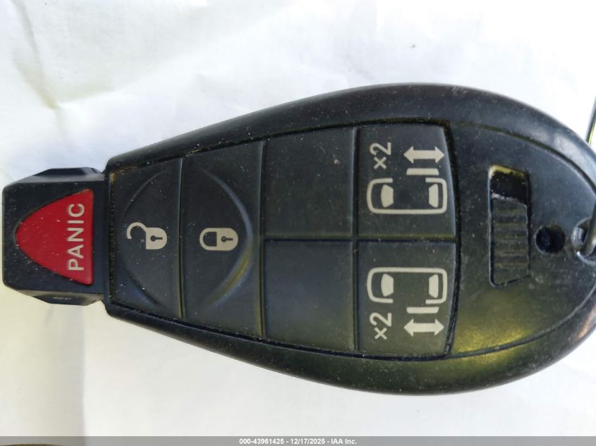 2016 Dodge Grand Caravan Sxt VIN: 2C4RDGCG2GR375210 Lot: 43961425