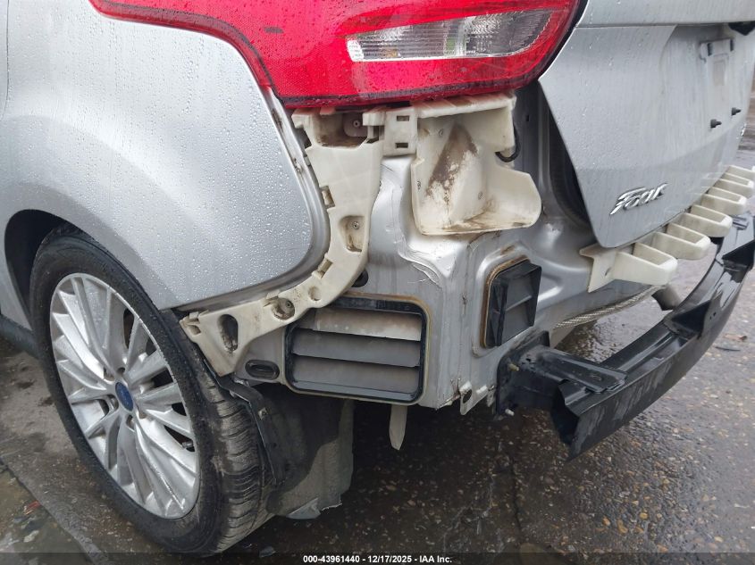 2017 Ford Focus Titanium VIN: 1FADP3N22HL272591 Lot: 43961440