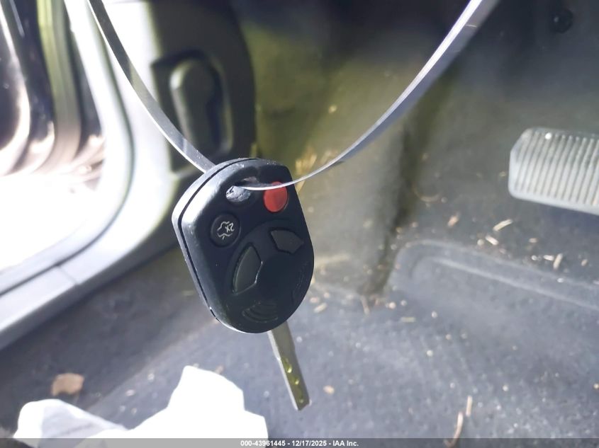 2013 Ford Focus Se VIN: 1FADP3F26DL216839 Lot: 43961445