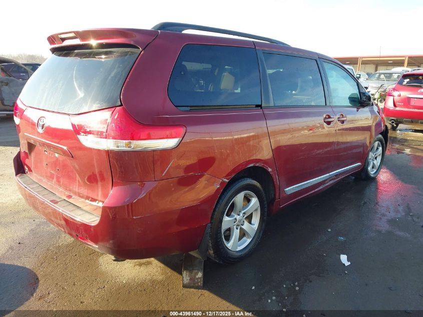2012 Toyota Sienna Le V6 8 Passenger