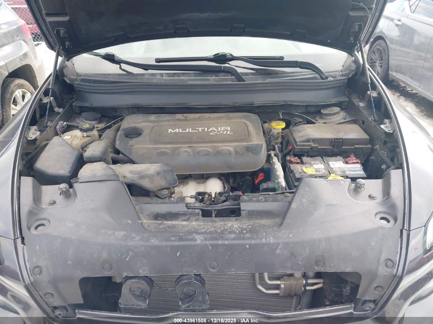 2018 Jeep Cherokee Latitude Plus 4X4 VIN: 1C4PJMLB5JD526005 Lot: 43961508