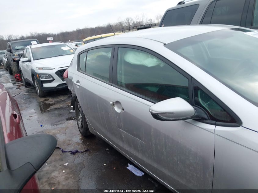 2018 Kia Forte Lx VIN: KNAFK5A85J5773697 Lot: 43961574