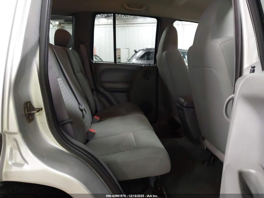 2006 Jeep Liberty Sport VIN: 1J4GL48K46W241661 Lot: 43961576