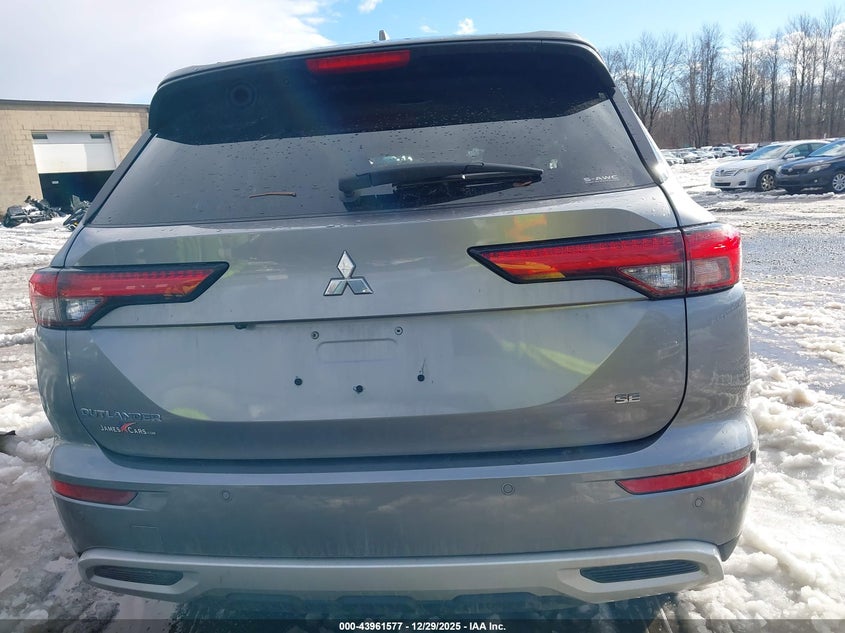 2022 Mitsubishi Outlander Black Edition S-Awc/Se 2.5 S-Awc/Se Launch Edition S-Awc VIN: JA4J4UA83NZ024794 Lot: 43961577