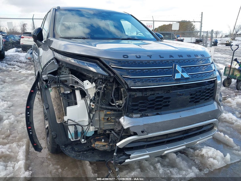 2022 Mitsubishi Outlander Black Edition S-Awc/Se 2.5 S-Awc/Se Launch Edition S-Awc VIN: JA4J4UA83NZ024794 Lot: 43961577