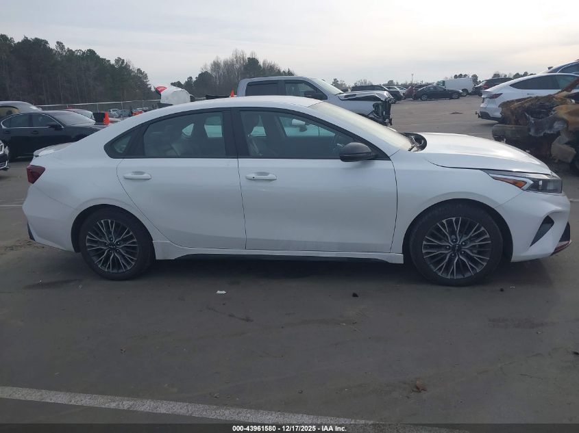 2024 Kia Forte Gt-Line VIN: 3KPF54AD3RE771240 Lot: 43961580