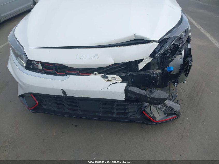 2024 Kia Forte Gt-Line VIN: 3KPF54AD3RE771240 Lot: 43961580