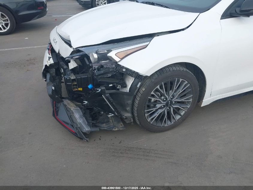 2024 Kia Forte Gt-Line VIN: 3KPF54AD3RE771240 Lot: 43961580