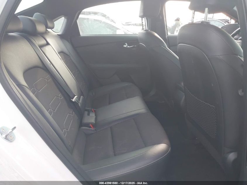 2024 Kia Forte Gt-Line VIN: 3KPF54AD3RE771240 Lot: 43961580