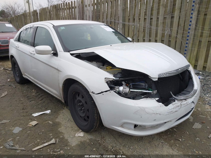 Vin: 1c3ccbab9en231137, lot: 44457285, chrysler 200 lx 2014 img_1