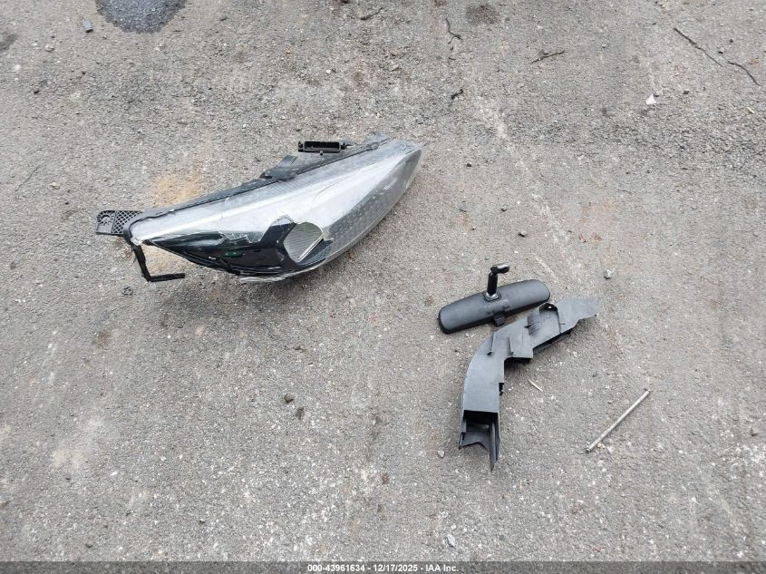 2017 Ford Focus S VIN: 1FADP3E24HL277470 Lot: 43961634