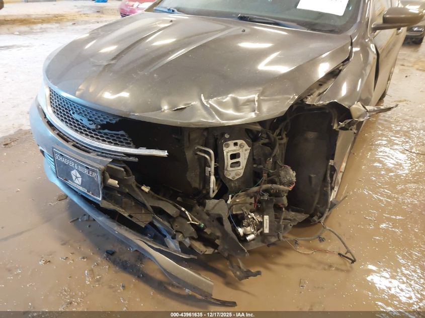 2016 Chrysler 200 Limited VIN: 1C3CCCAB9GN131581 Lot: 43961635