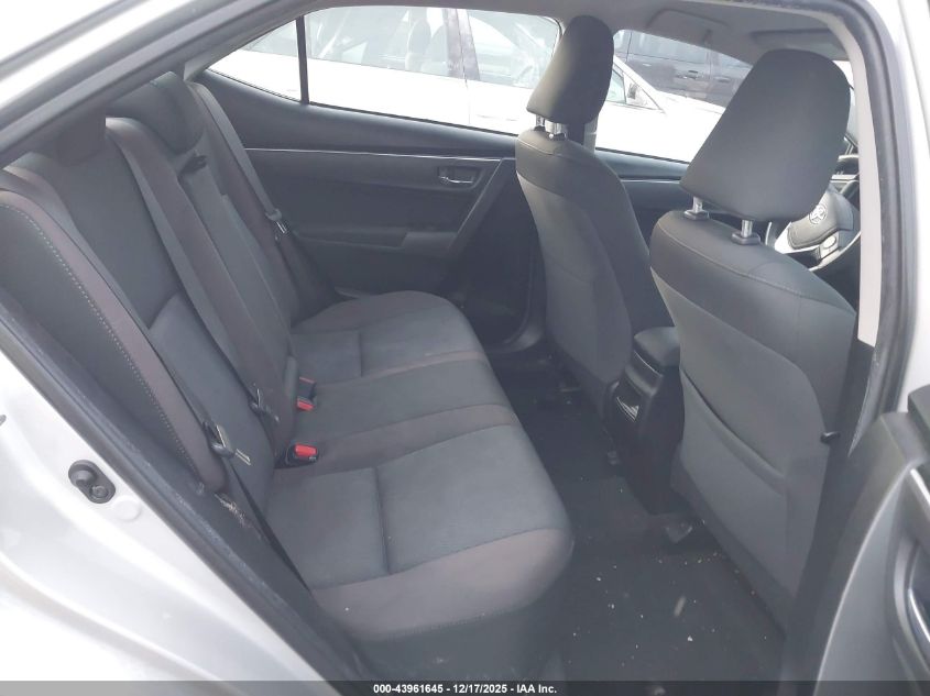 2018 Toyota Corolla Le VIN: 5YFBURHE5JP817702 Lot: 43961645