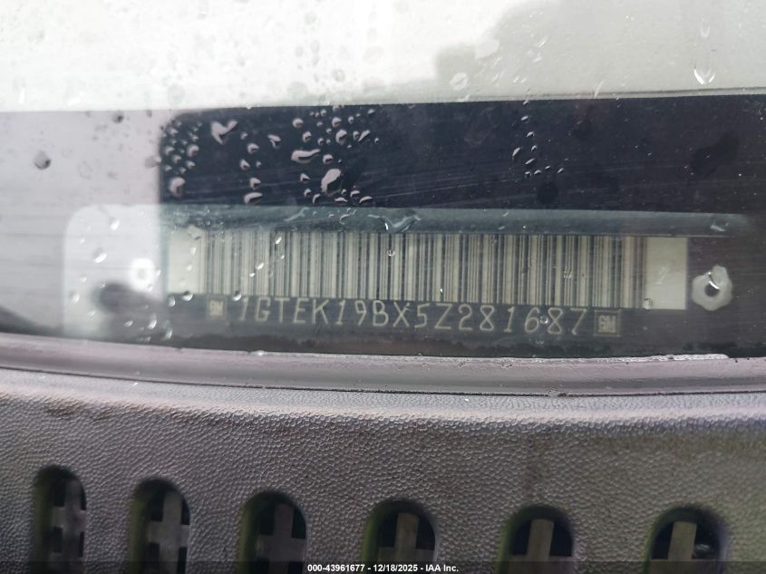 2005 GMC Sierra 1500 Slt VIN: 1GTEK19BX5Z281687 Lot: 43961677