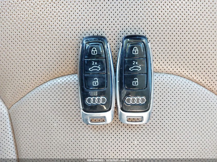 2020 Audi Q7 Prestige 55 Tfsi Quattro Tiptronic VIN: WA1VXBF78LD007741 Lot: 43961682