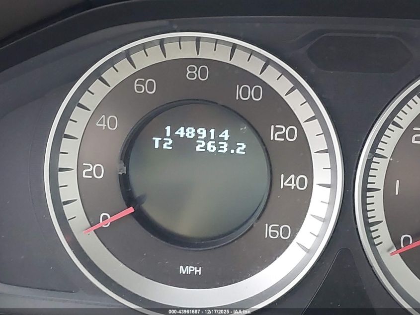 2013 Volvo Xc60 3.2 Premier VIN: YV4940DZ4D2367933 Lot: 43961687