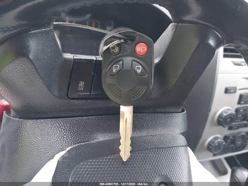 2011 Ford Escape Xlt VIN: 1FMCU0D76BKC63167 Lot: 43961708