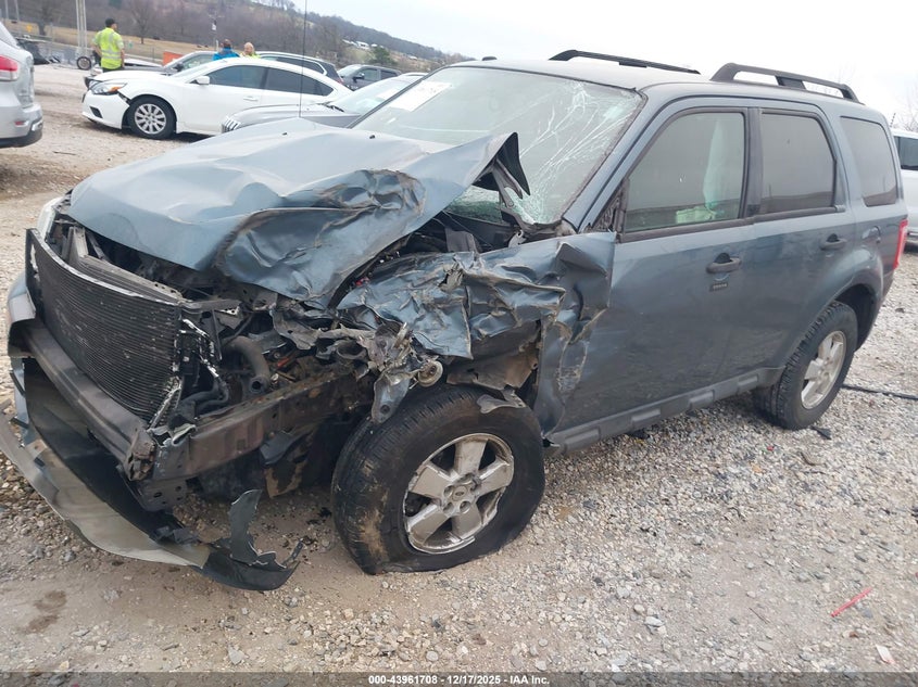 Vin: 1fmcu0d76bkc63167, lot: 44457366, ford escape xlt 20112