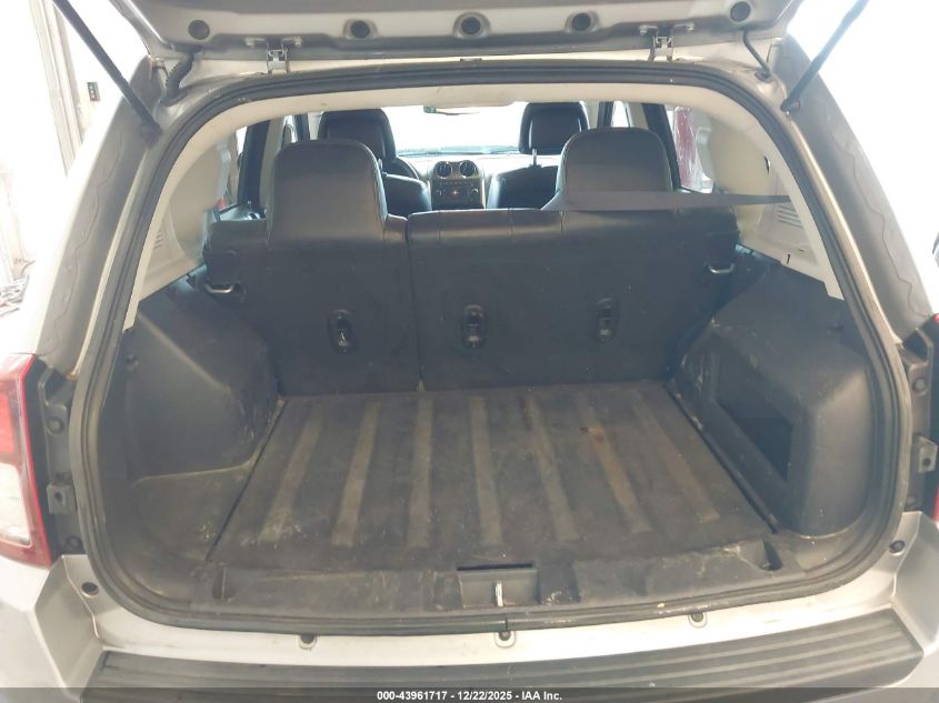 2016 Jeep Compass Latitude VIN: 1C4NJCEA6GD588706 Lot: 43961717