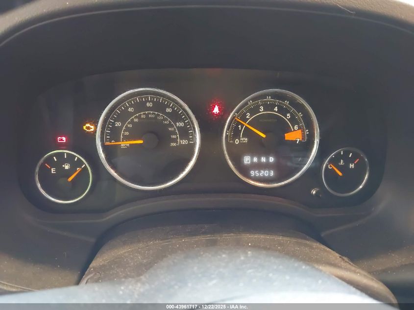 2016 Jeep Compass Latitude VIN: 1C4NJCEA6GD588706 Lot: 43961717