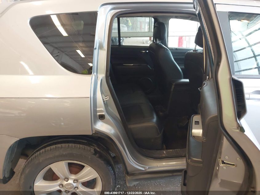 2016 Jeep Compass Latitude VIN: 1C4NJCEA6GD588706 Lot: 43961717