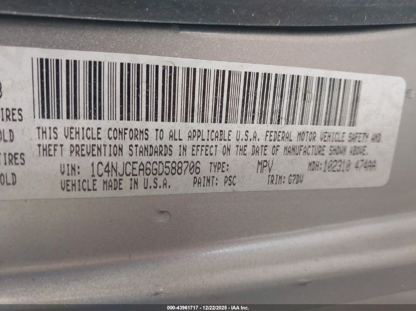 2016 Jeep Compass Latitude VIN: 1C4NJCEA6GD588706 Lot: 43961717