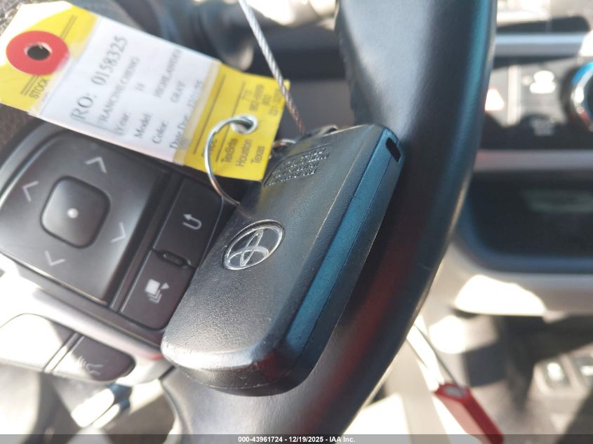 2018 Toyota Highlander Xle VIN: 5TDJZRFH2JS523286 Lot: 43961724