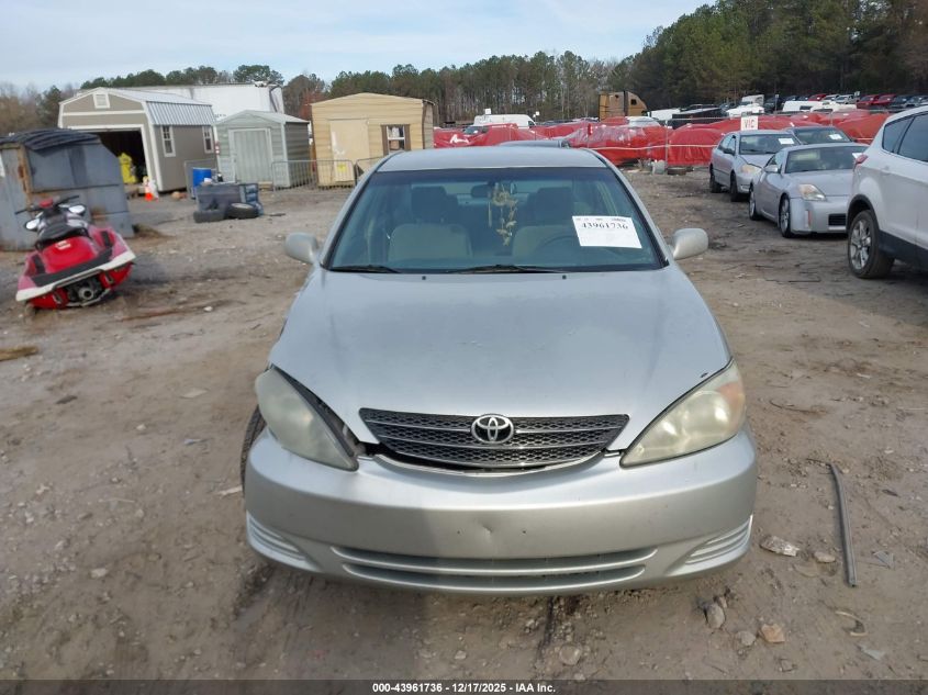 2004 Toyota Camry Le VIN: 4T1BE32K74U813744 Lot: 43961736