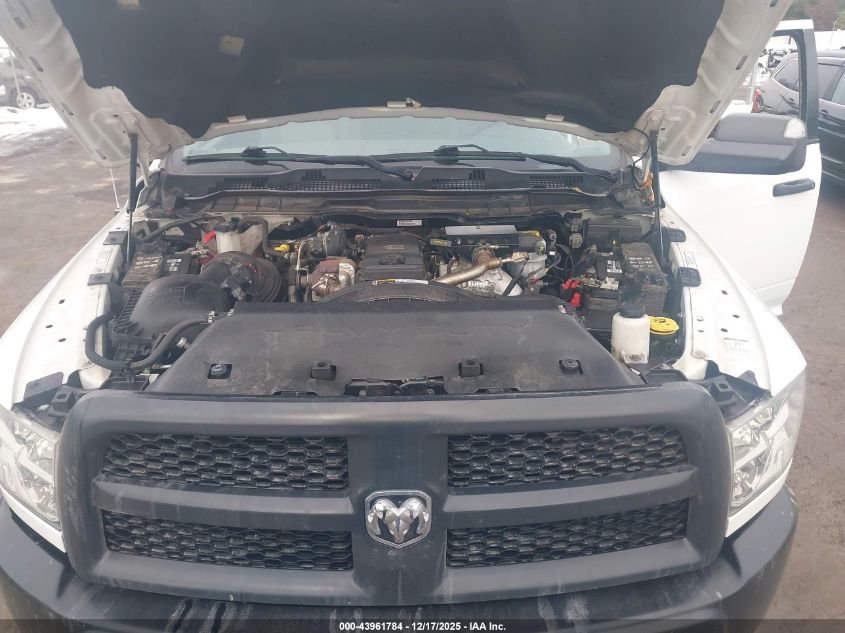 2017 Ram 3500 Tradesman 4X4 6'4 Box VIN: 3C63R3CL6HG546570 Lot: 43961784