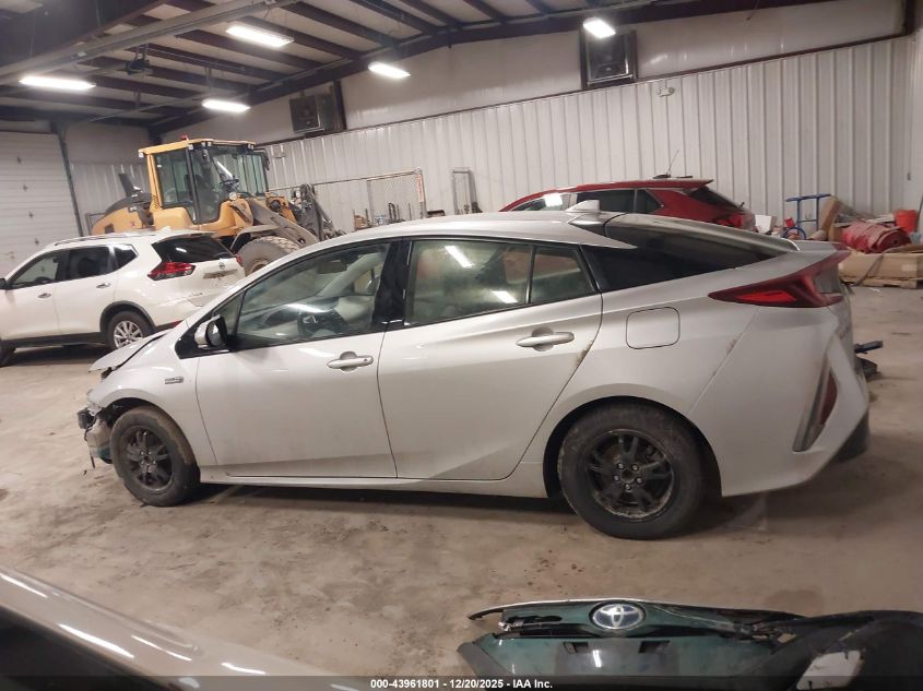 2018 Toyota Prius Prime Plus VIN: JTDKARFP0J3077630 Lot: 43961801