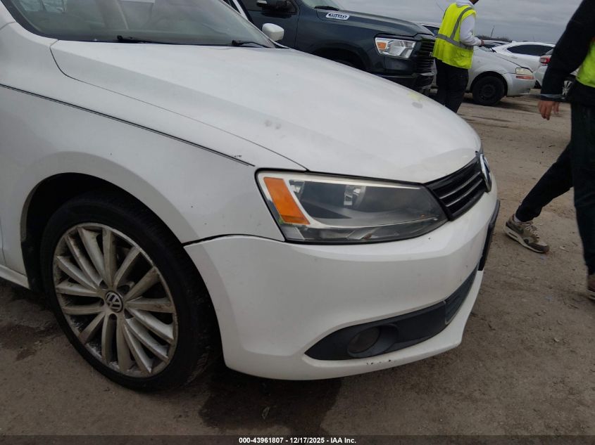 2011 Volkswagen Jetta 2.5L Sel VIN: 3VWLZ7AJ4BM341367 Lot: 43961807