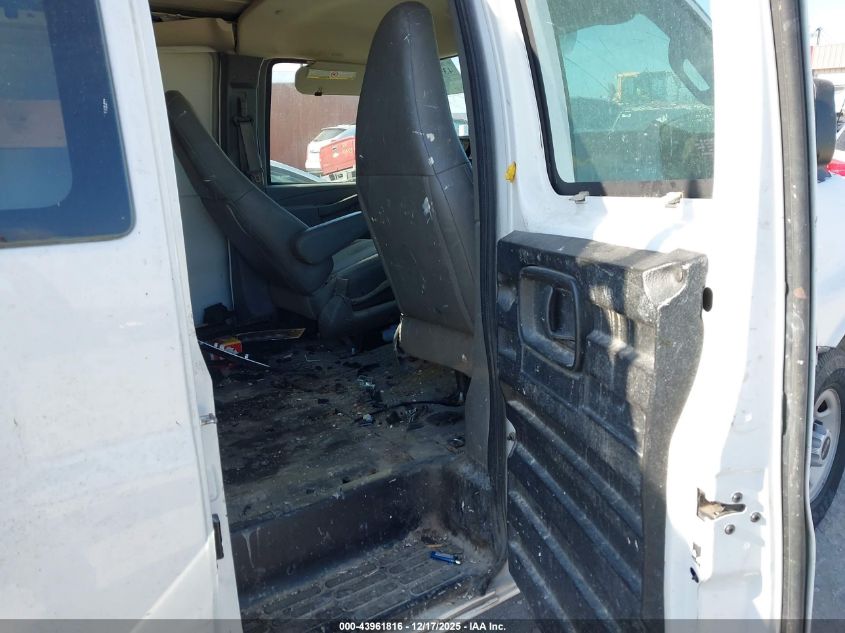 2017 GMC Savana 2500 Work Van VIN: 1GTW7BFG1H1111863 Lot: 43961816