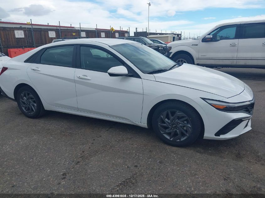 2024 Hyundai Elantra Sel VIN: KMHLM4DG1RU735779 Lot: 43961835