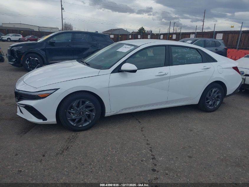 2024 Hyundai Elantra Sel VIN: KMHLM4DG1RU735779 Lot: 43961835