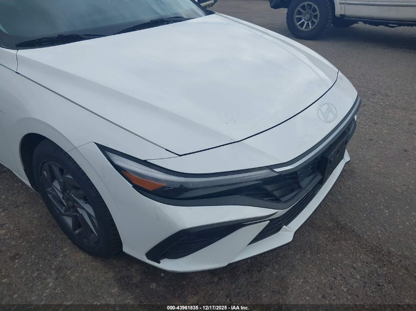 2024 Hyundai Elantra Sel VIN: KMHLM4DG1RU735779 Lot: 43961835