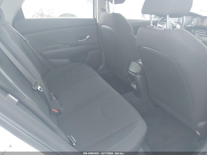 2024 Hyundai Elantra Sel VIN: KMHLM4DG1RU735779 Lot: 43961835