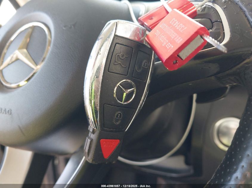 2016 Mercedes-Benz C 300 4Matic VIN: 55SWF4KB8GU117110 Lot: 43961857