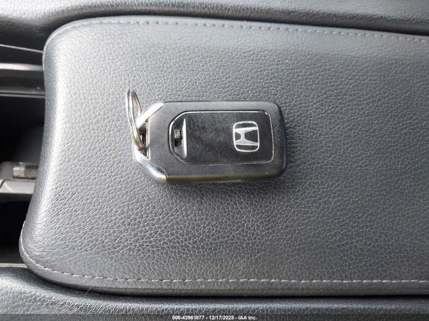 2020 Honda Civic Sport VIN: 2HGFC2F83LH523265 Lot: 43961877