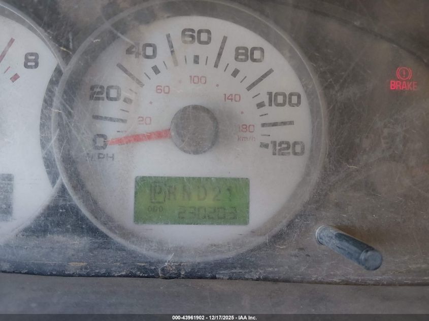 2005 Ford Escape Xlt VIN: 1FMYU03195KA37003 Lot: 43961902