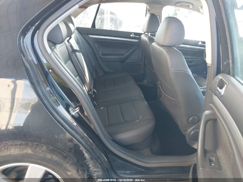 2008 Volkswagen Jetta Se/Sel VIN: 3VWRZ71K78M009287 Lot: 43961918