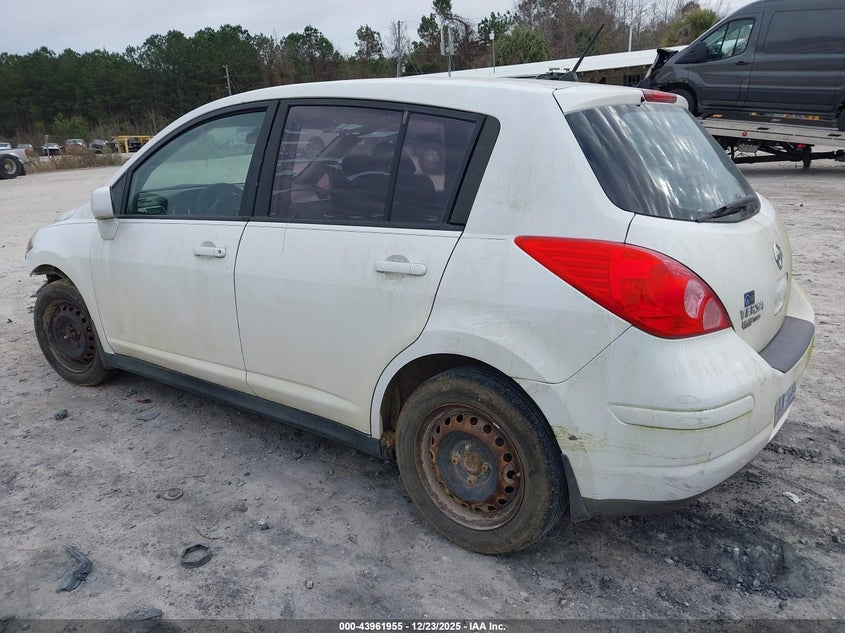 2010 Nissan Versa 1.8S