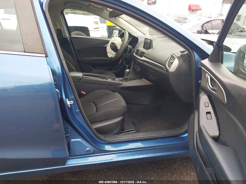 2018 Mazda Mazda3 Sport