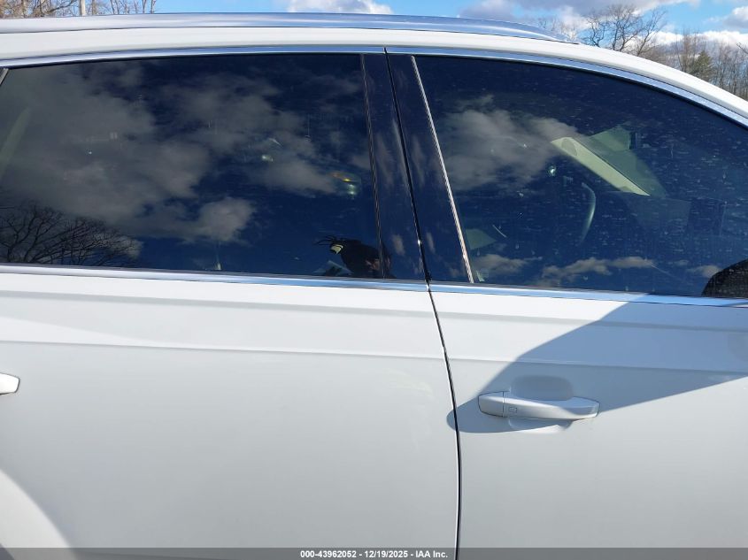 2017 Audi Q7 3.0T Premium VIN: WA1LAAF72HD027011 Lot: 43962052