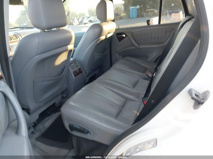 2004 Mercedes-Benz Ml 350 4Matic VIN: 4JGAB57E14A459823 Lot: 43962062